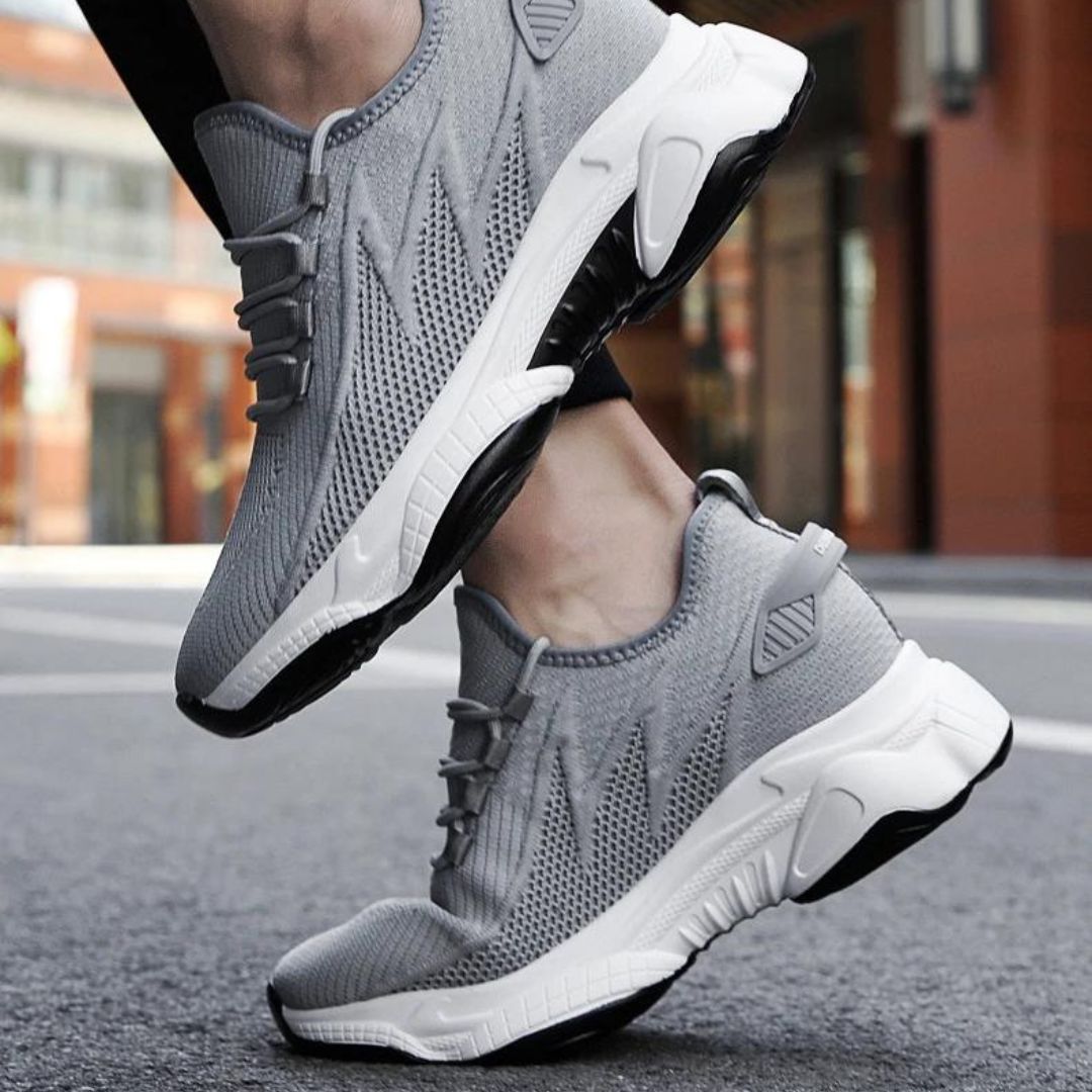 AlphaKicks™ - Scarpe con rialzo integrato da 6 a 10 cm